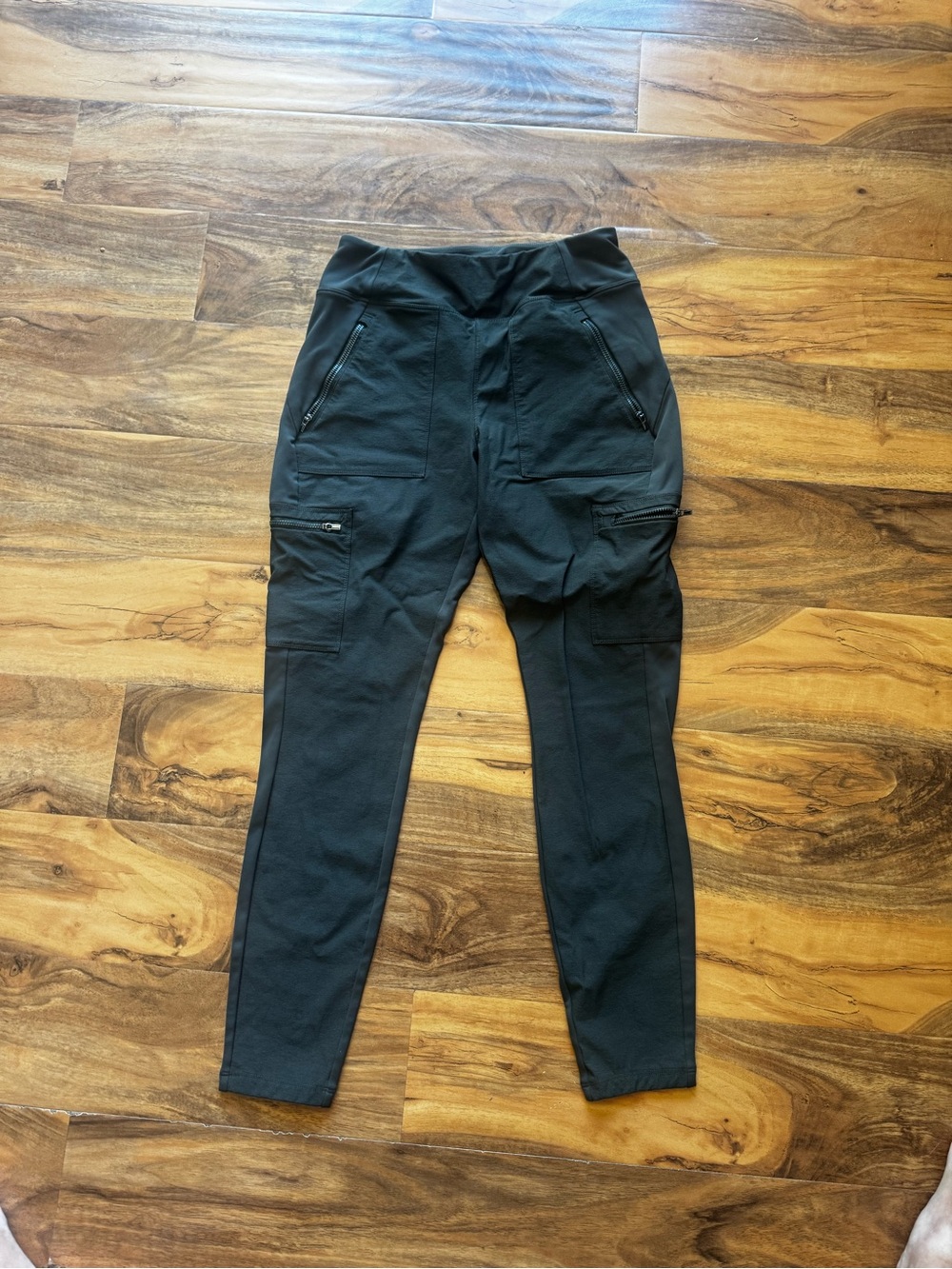 Athleta Black Cargo Leggings